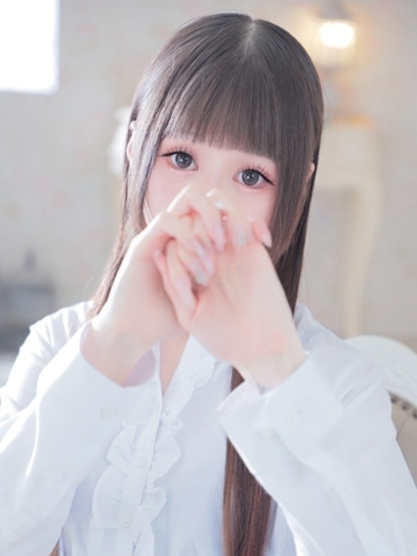 尾花ゆり★可愛さと大人の雰囲気