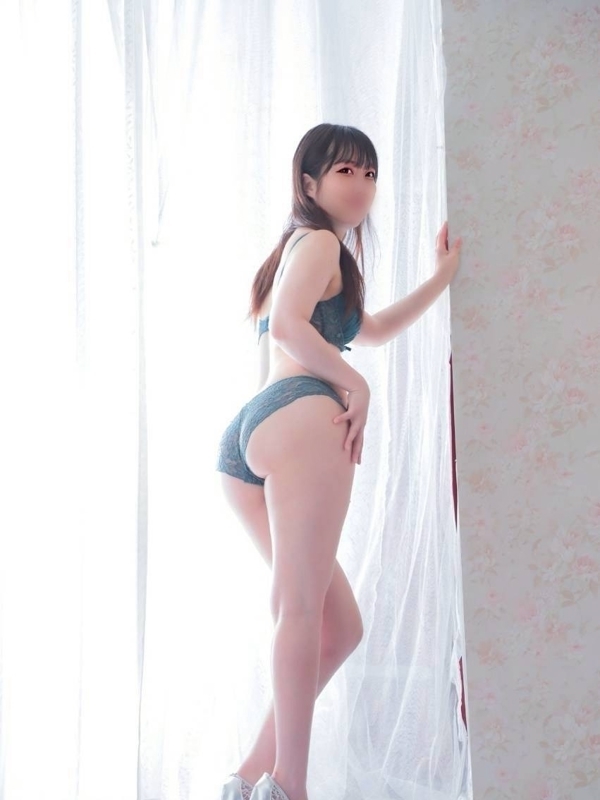 岩田なの★秘めたエロテクに悶絶